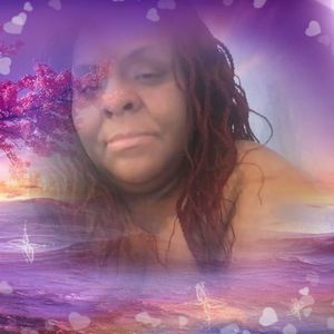 Meet your Posher, Angie